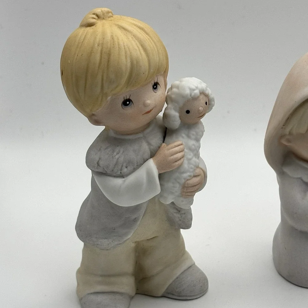 Vintage Homco‎ Porcelain Children 4 piece Nativity Set #5502 Christmas Crèche